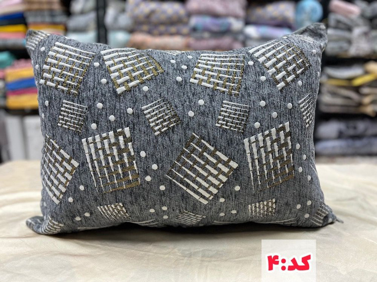 روبالشتی مخمل شنل